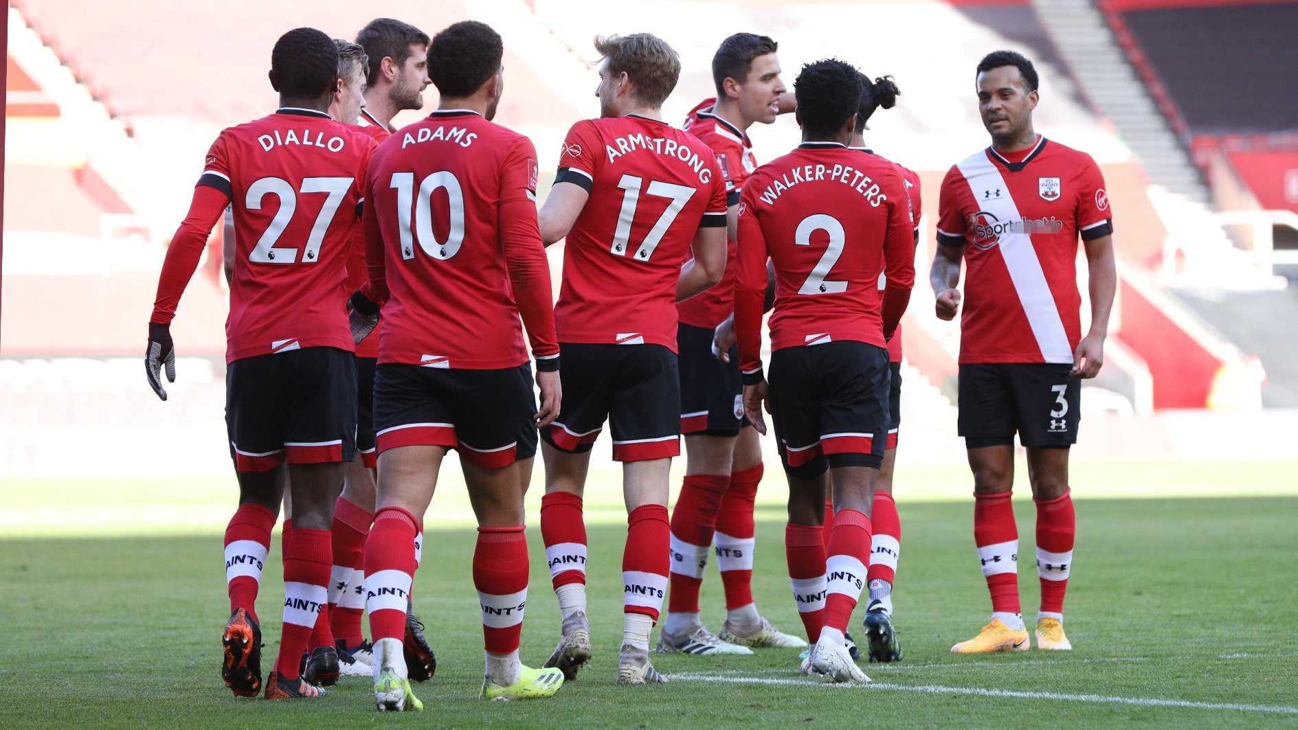 爱游戏-多伦多猛龙迎足总杯关键赛，今夜迎来里程碑，信心回归，细节决定成败(飞行员讲述绕岛巡航细节惊心动魄)